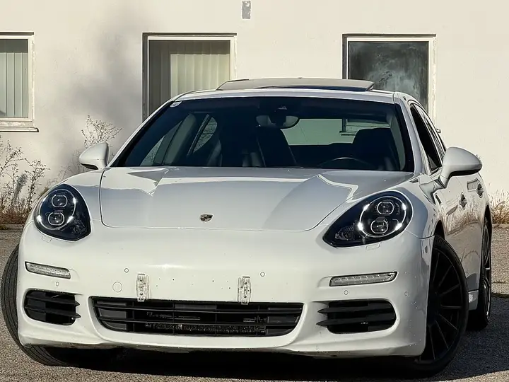 Porsche Panamera 2014 photo 2