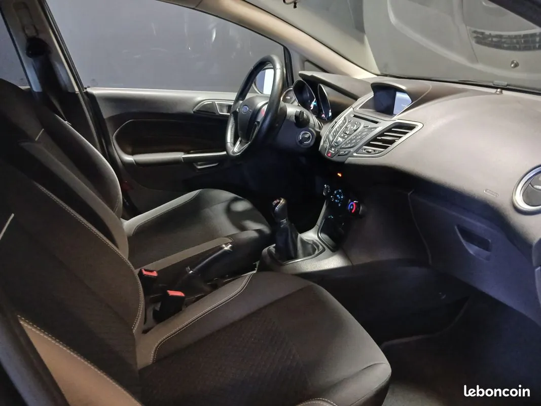 Ford Fiesta 2017 photo 4