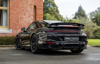 Porsche 911 Turbo S 2023 photo 3