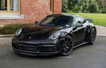 Porsche 911 Turbo S 2023 photo 5