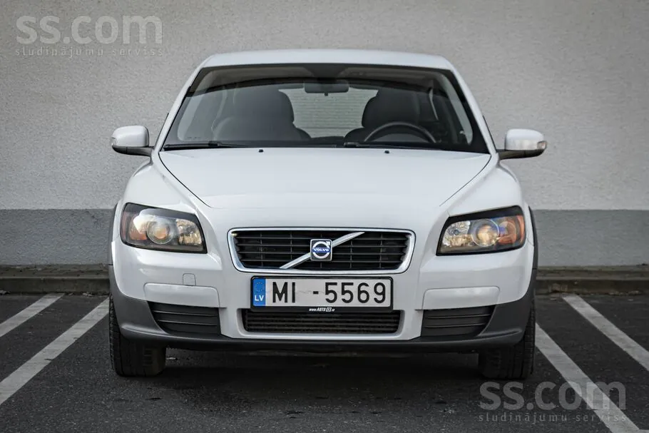 Volvo C30 2008 photo 2