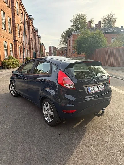 Ford Fiesta 2014 photo 4