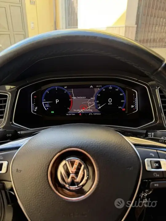 Volkswagen T-Roc 2018 photo 4