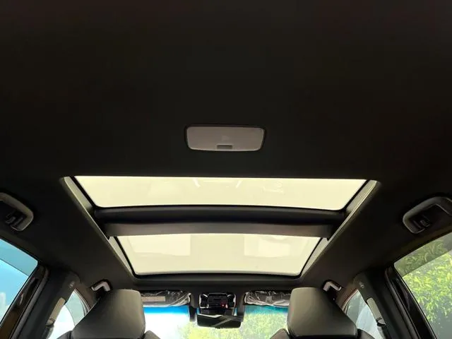 Toyota Harrier 2025 photo 3