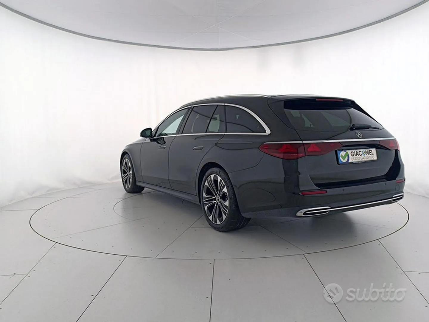 Mercedes-Benz E-Class 2025 photo 4