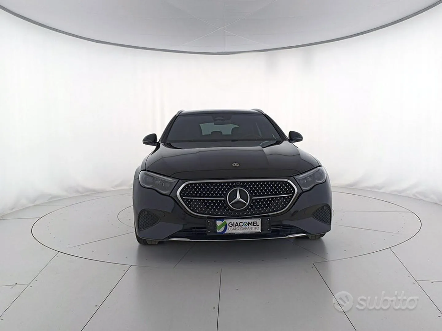 Mercedes-Benz E-Class 2025 photo 2