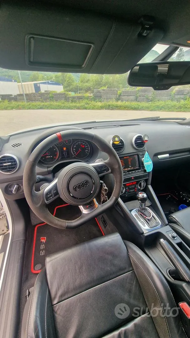 Audi Rs3 2012 photo 4