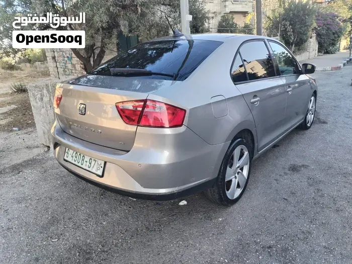 Seat Toledo 2013 photo 4