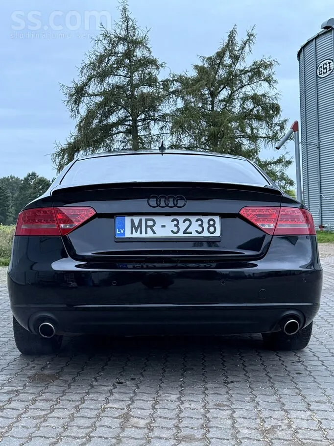 Audi A5 2010 photo 5