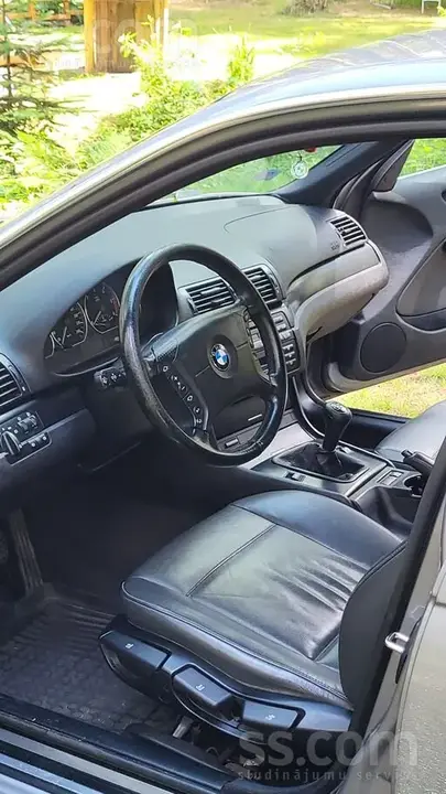 BMW 318 2004 photo 4
