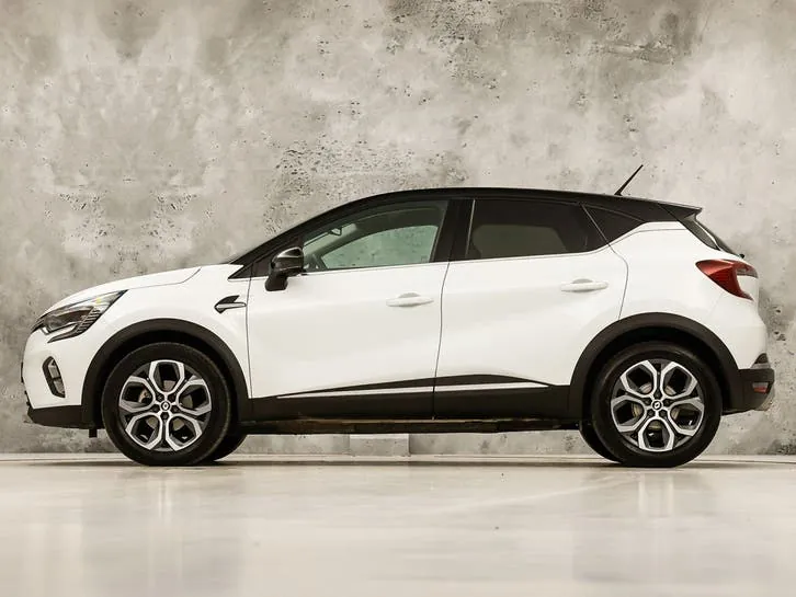 Renault Captur 2021 photo 2