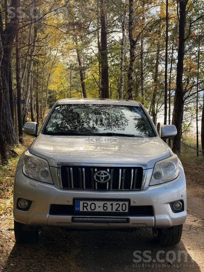 Toyota Land Cruiser 2013 photo 4