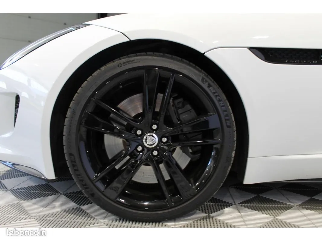 Jaguar F-Type 2014 photo 5