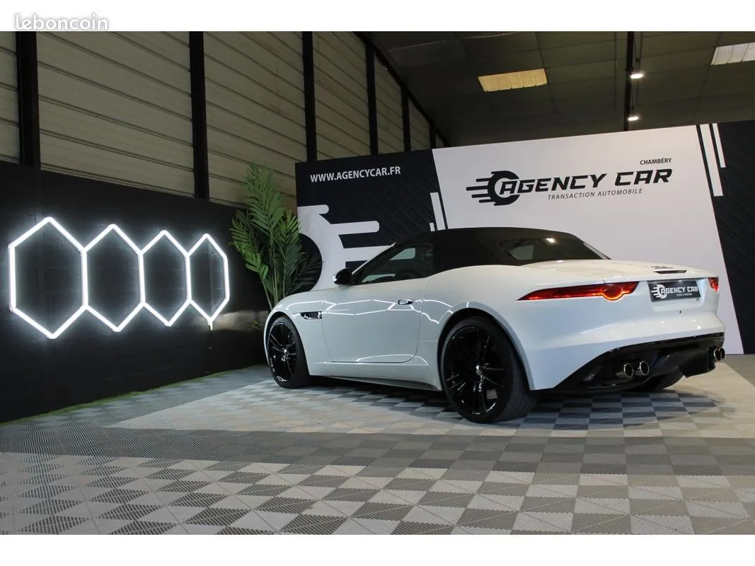 Jaguar F-Type 2014 photo 4