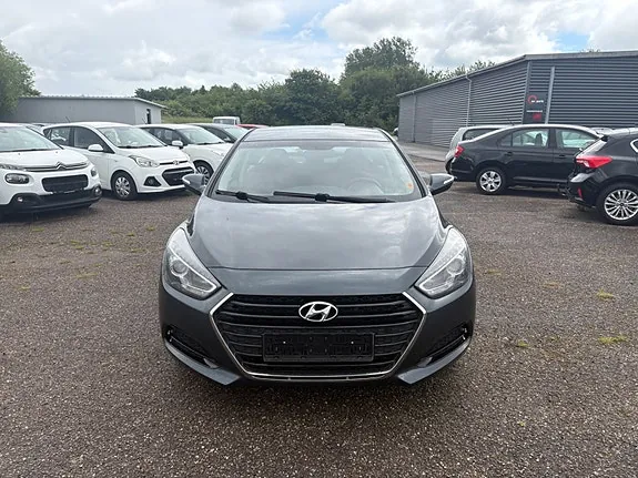 Hyundai I40