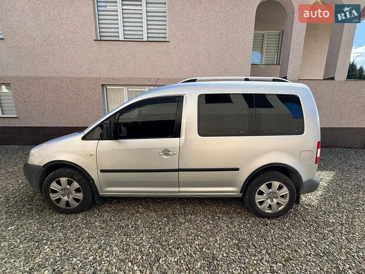 Volkswagen Caddy 2010 photo 2