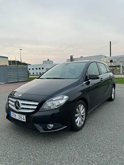 Mercedes-Benz B 200