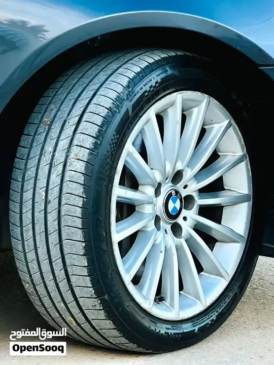 BMW 5 Series 2012 photo 3