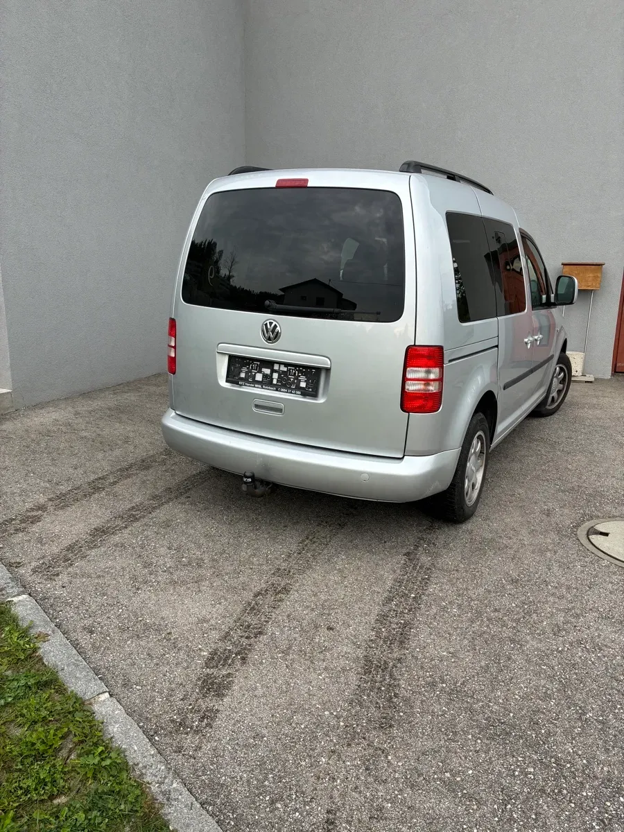 Volkswagen Caddy 2014 photo 2