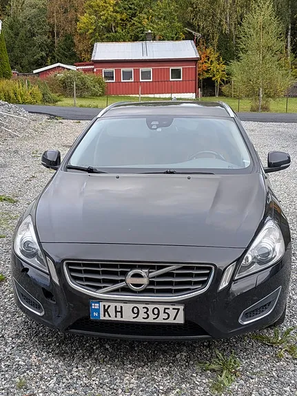 Volvo V60 2011 photo 2