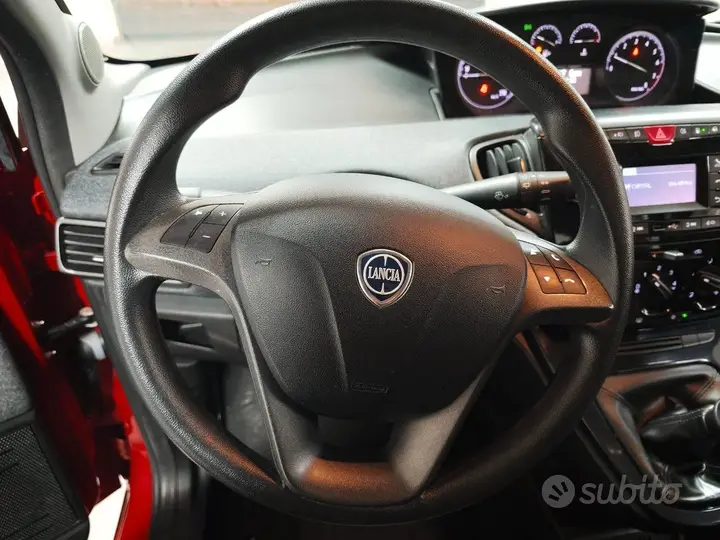 Lancia Ypsilon 2018 photo 5