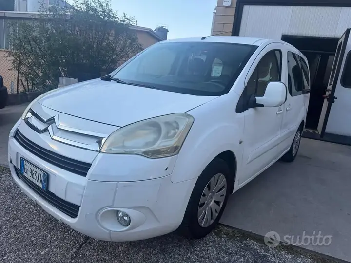 Citroen Berlingo 2011 photo 2