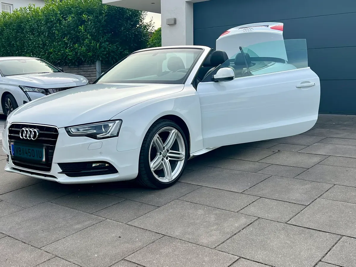 Audi A5 2012 photo 3