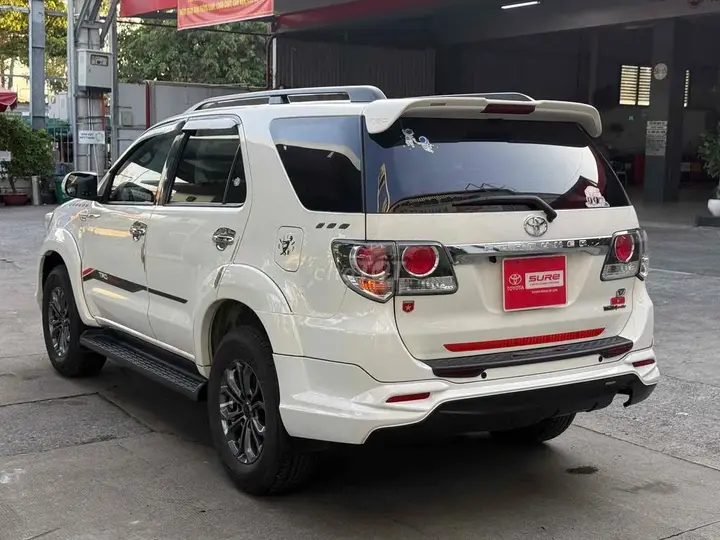 Toyota Fortuner 2016 photo 4