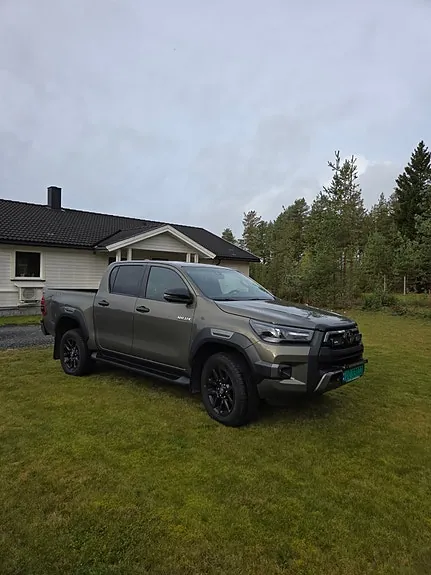 Toyota Hilux 2022 photo 4