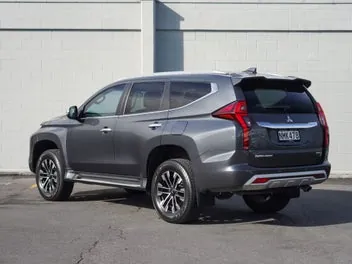Mitsubishi Pajero Sport 2021 photo 3