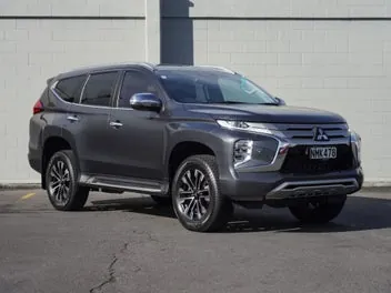 Mitsubishi Pajero Sport 2021 photo 2