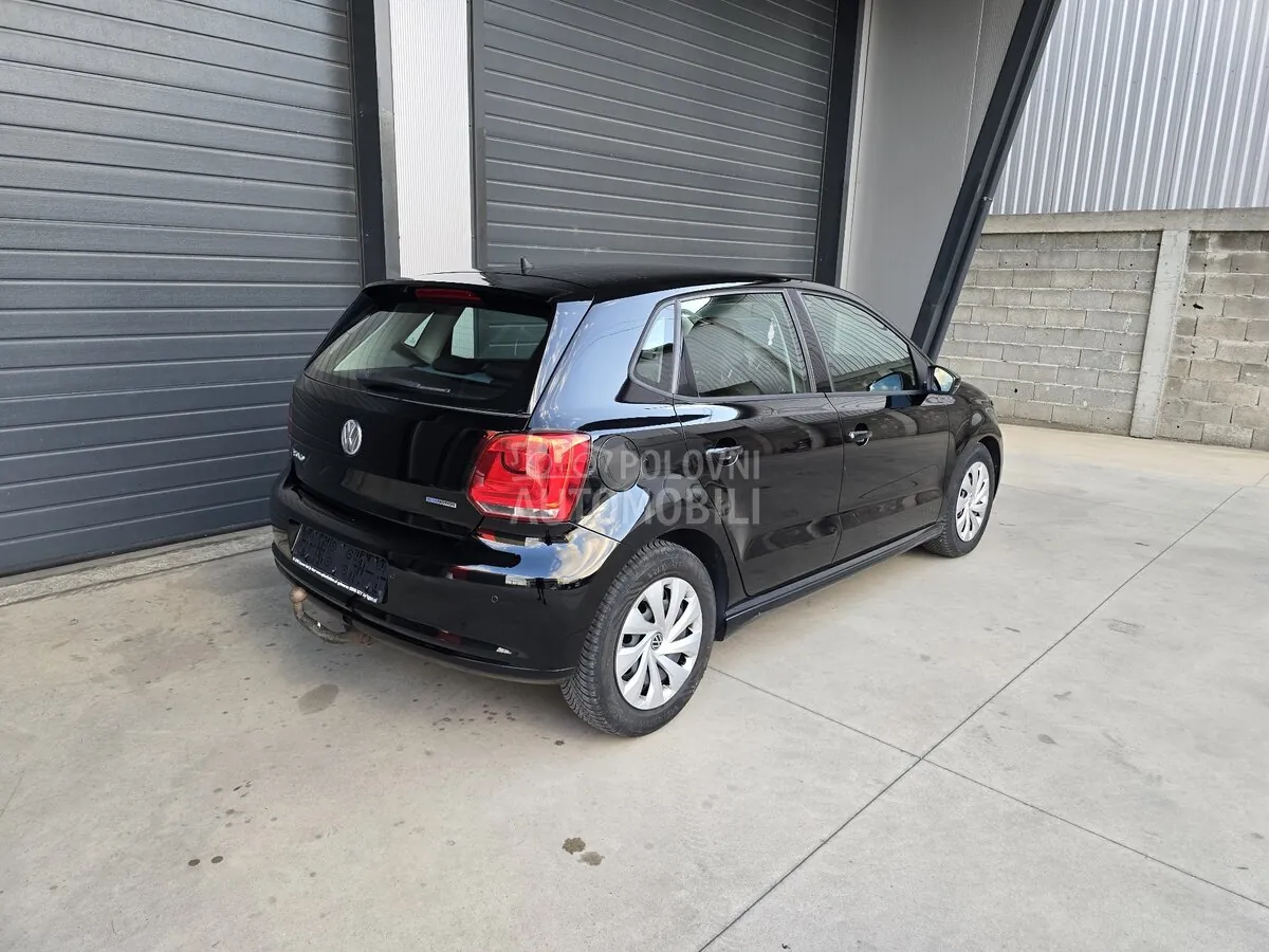 Volkswagen Polo 2011 photo 5