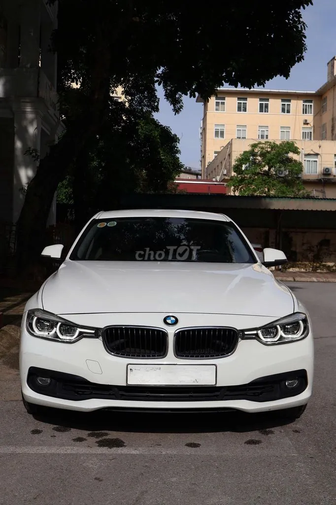 BMW 3 Series 2016 photo 3