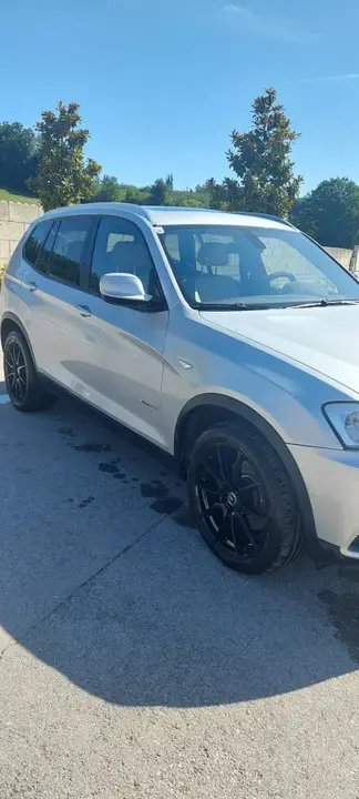 BMW X3 2011 photo 2