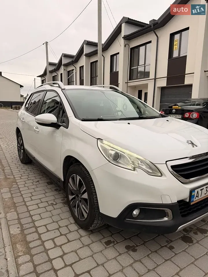 Peugeot 2008 2013 photo 2