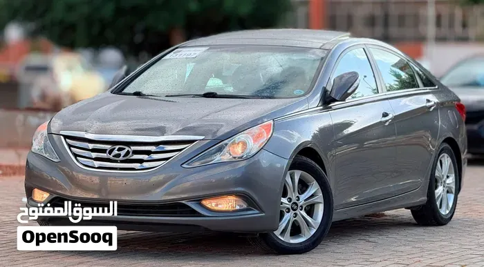 Hyundai Sonata 2012 photo 2