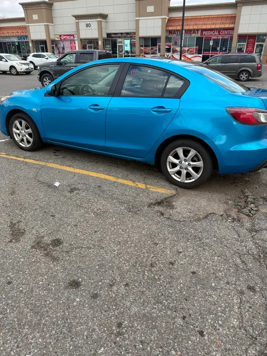 Mazda 3 2010 photo 4