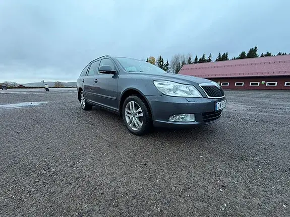 Skoda Octavia 2013 photo 4