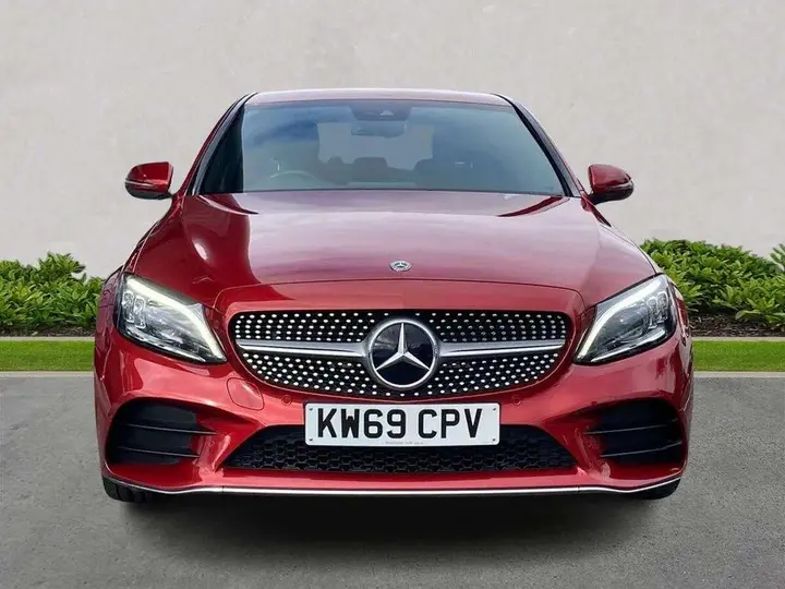 Mercedes-Benz C-Class 2019 photo 5