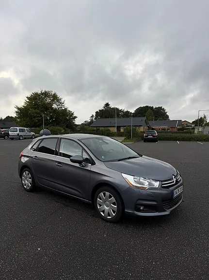 Citroen C4 2012 photo 5