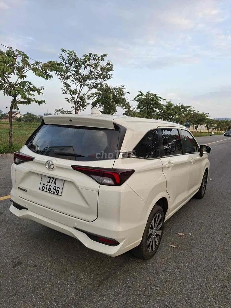 Toyota Avanza 2022 photo 2