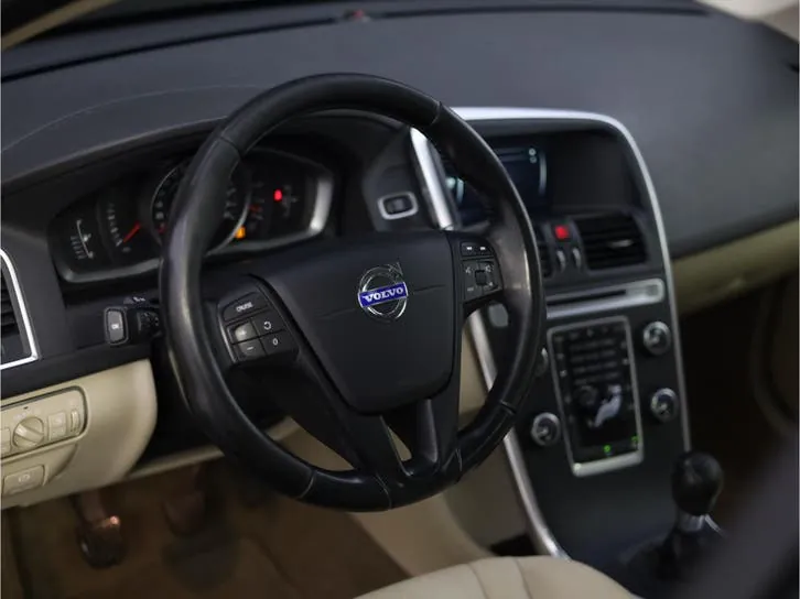 Volvo Xc60 2014 photo 2