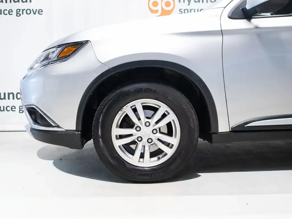 Mitsubishi Outlander 2018 photo 3