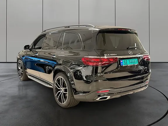 Mercedes-Benz Gls-Class 2025 photo 3