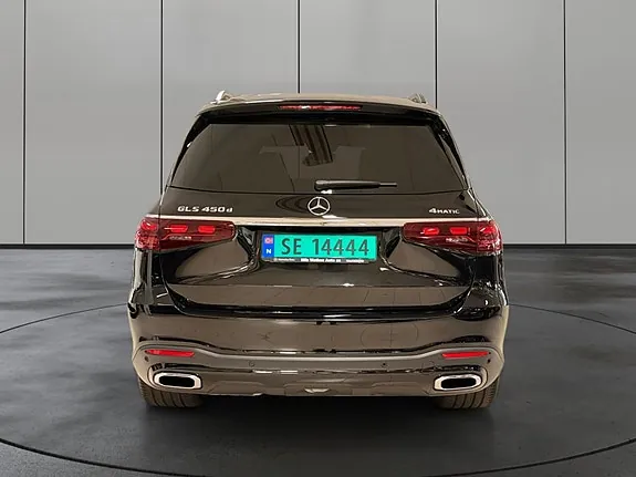 Mercedes-Benz Gls-Class 2025 photo 4