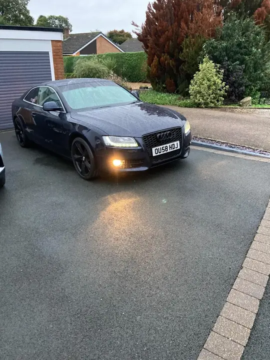Audi A5 2008 photo 2