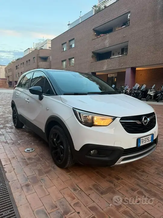 Opel Crossland X