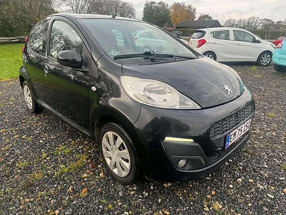 Peugeot 107 2012 photo 4