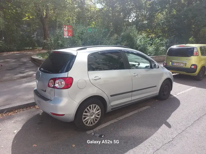 Volkswagen Golf Plus 2012 photo 2