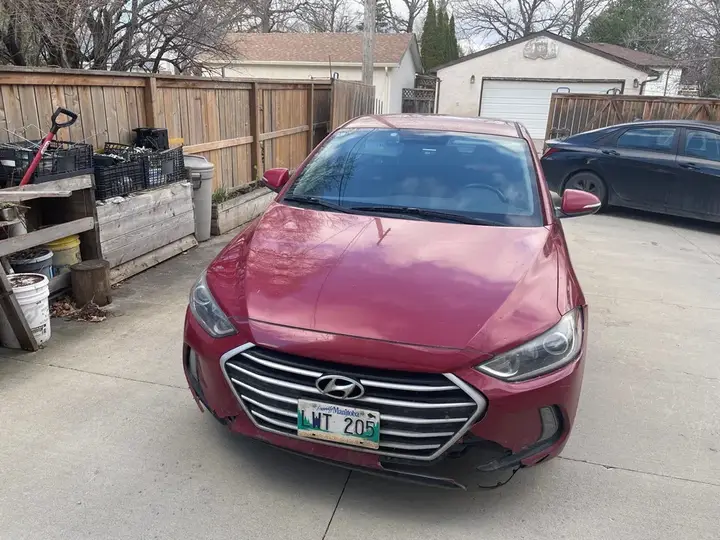 Hyundai Elantra 2017 photo 3